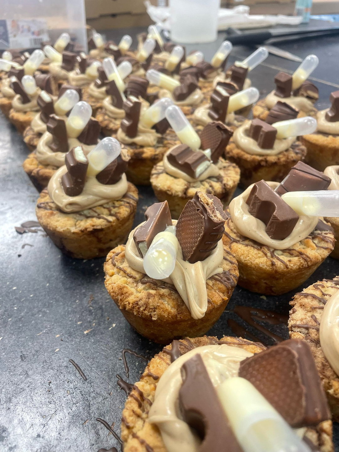 Kinder Bueno Cookie Cup (Sold in minimum of six, price based on six)