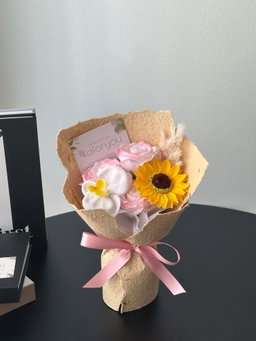 (3R025) Dong Ba 3 Stalk Soap Flower Mixed Bouquet ｜东巴3朵香皂混搭花束