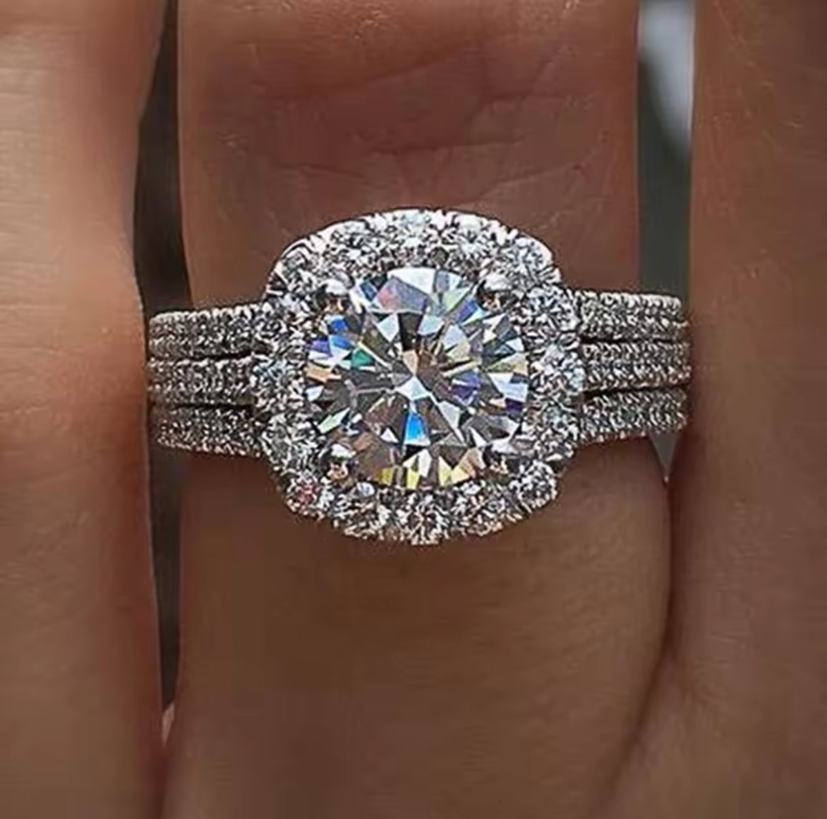 Queen Cushion Halo Triple-Band Ring_0