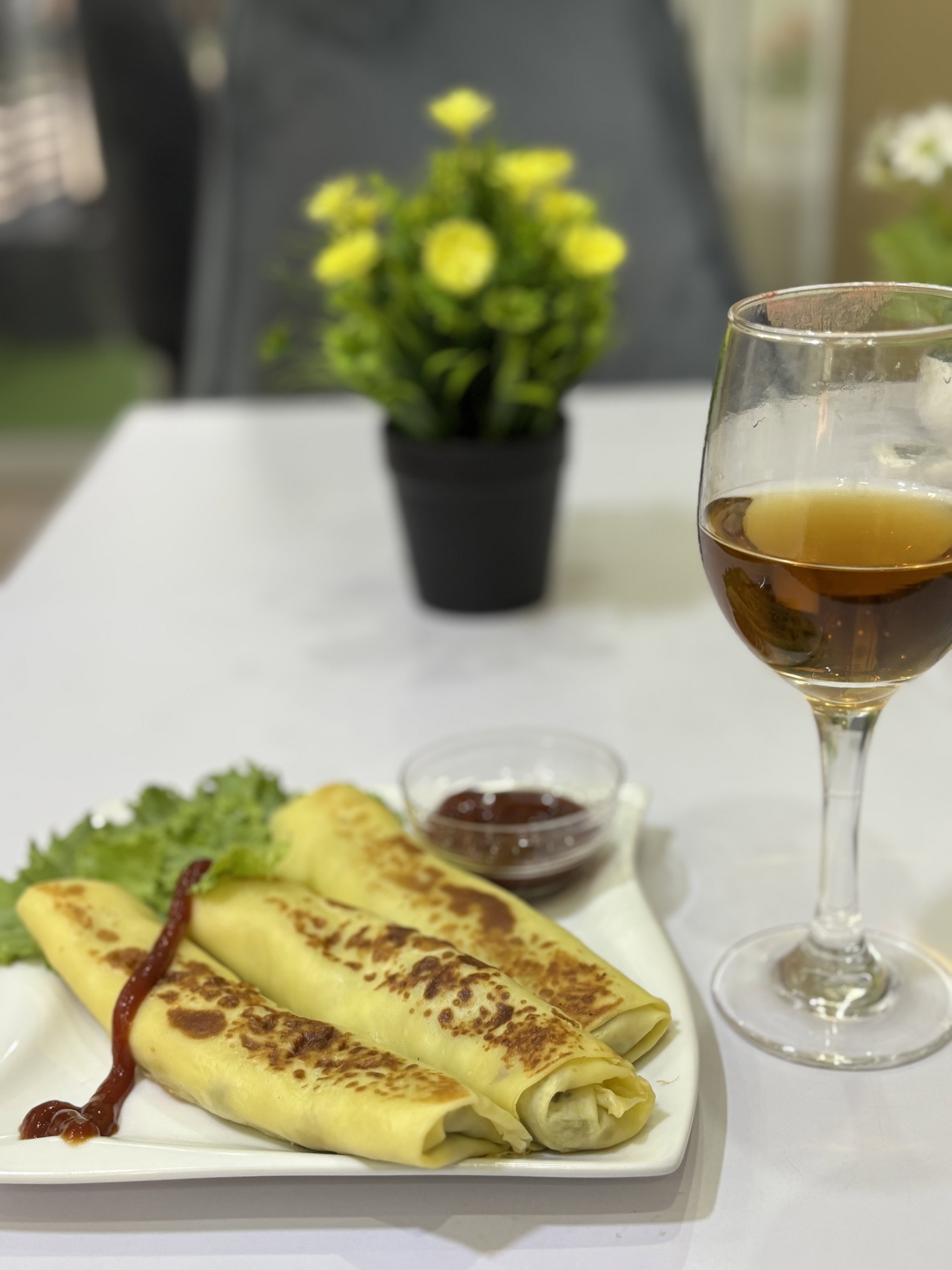 3Crêpes entières fourrées jambon fromage _0