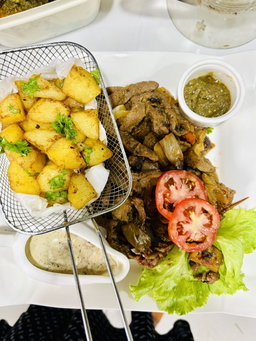 Demi Poulet braisé ou frit ou soupe