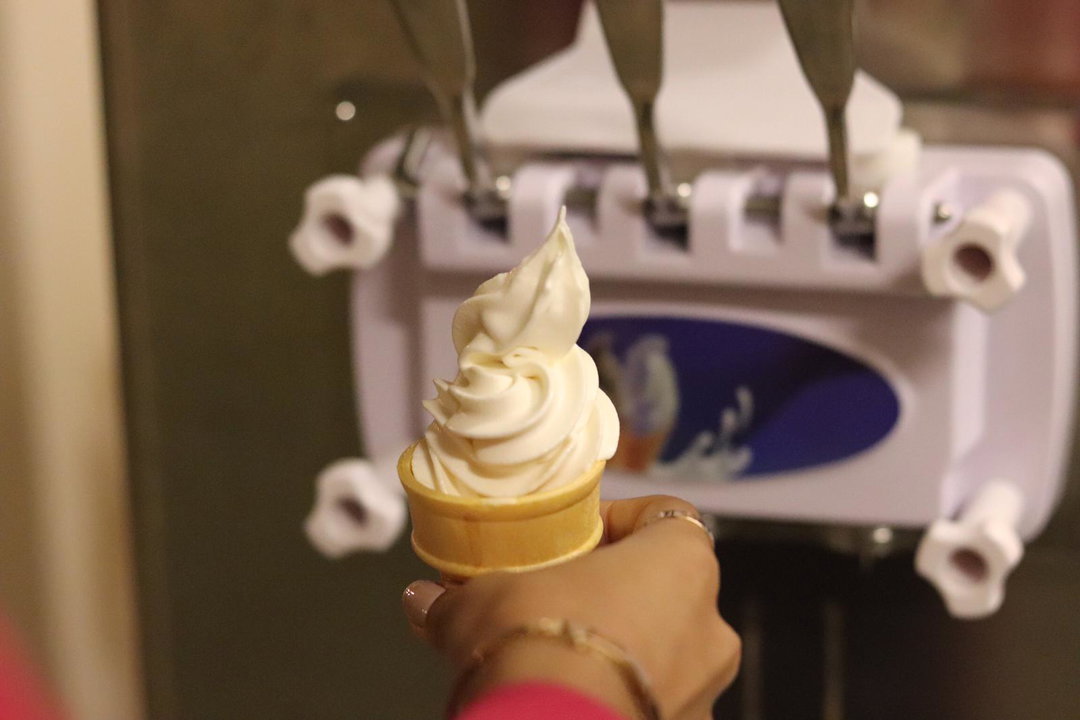 Rent Ice cream Machine 