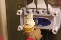 Rent Ice cream Machine 