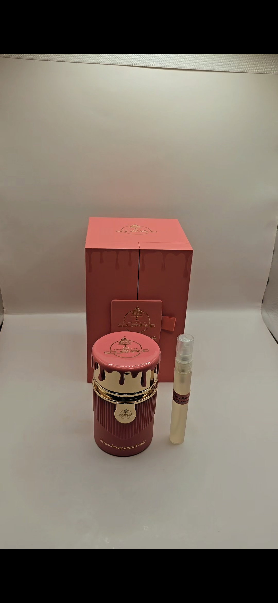 Strawberry Pound Cake  - paris corner 