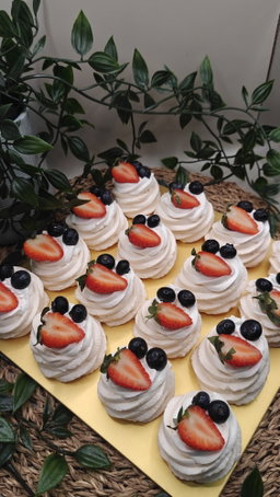 Mini Pavlova 