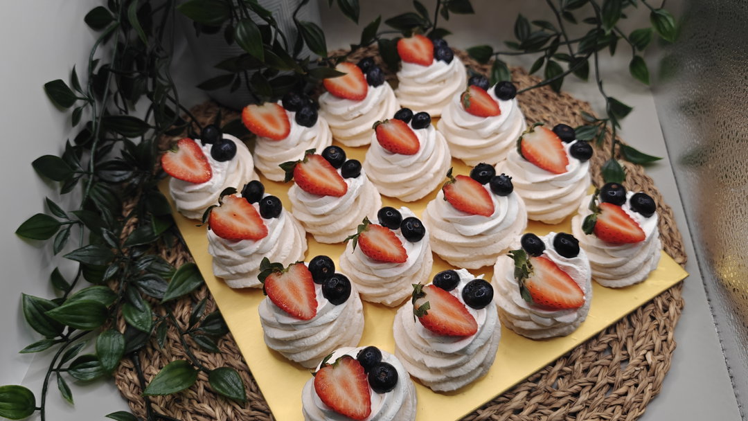 Mini Pavlova 
