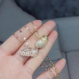 Pearl Shell Diamond Necklace
