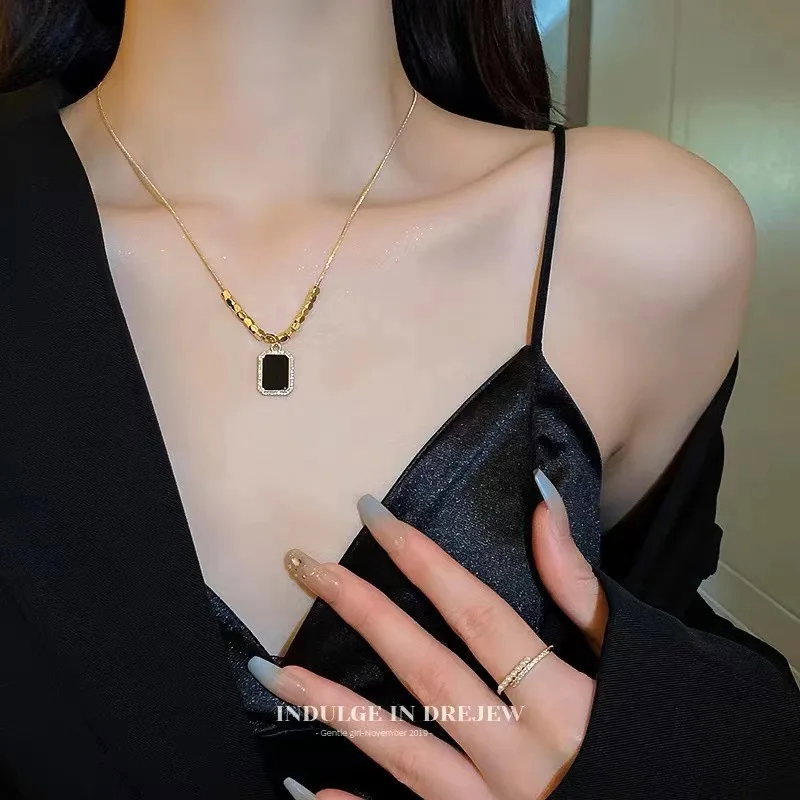 BlackCharm_1