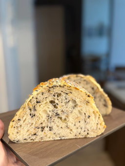 Seeded Loaf 