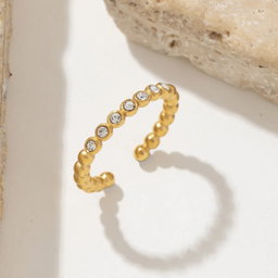 Golden Cubic Ring