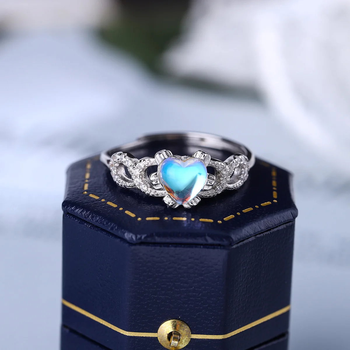 Moon Heart Ring_4