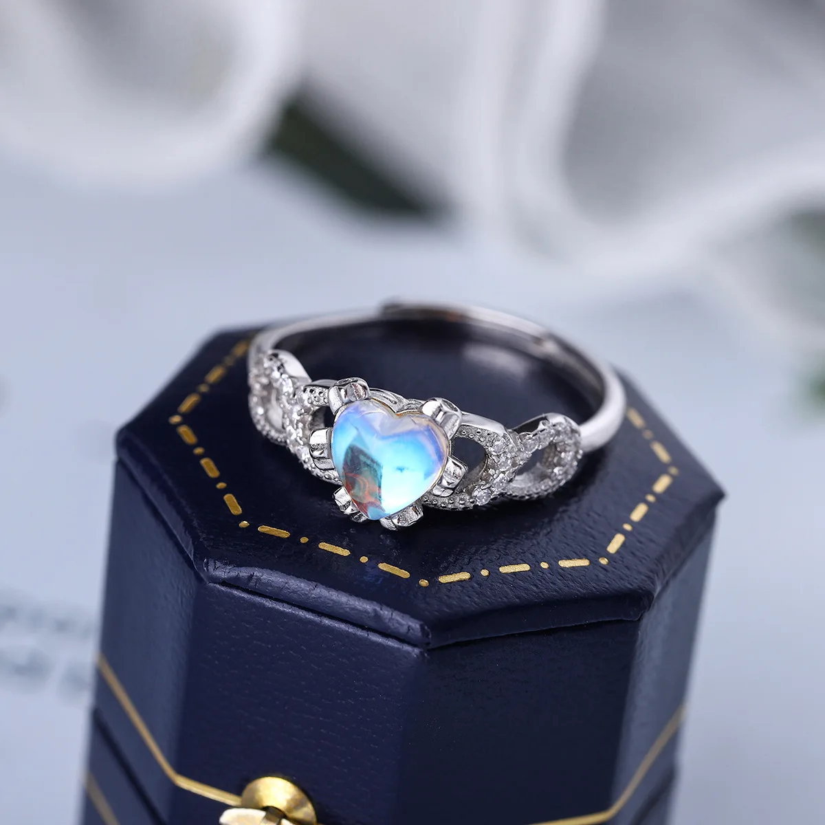 Moon Heart Ring_3