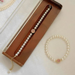 Aurora Pearl Bracelet