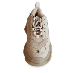 Biege Belenciaga Triagle Sneaker 