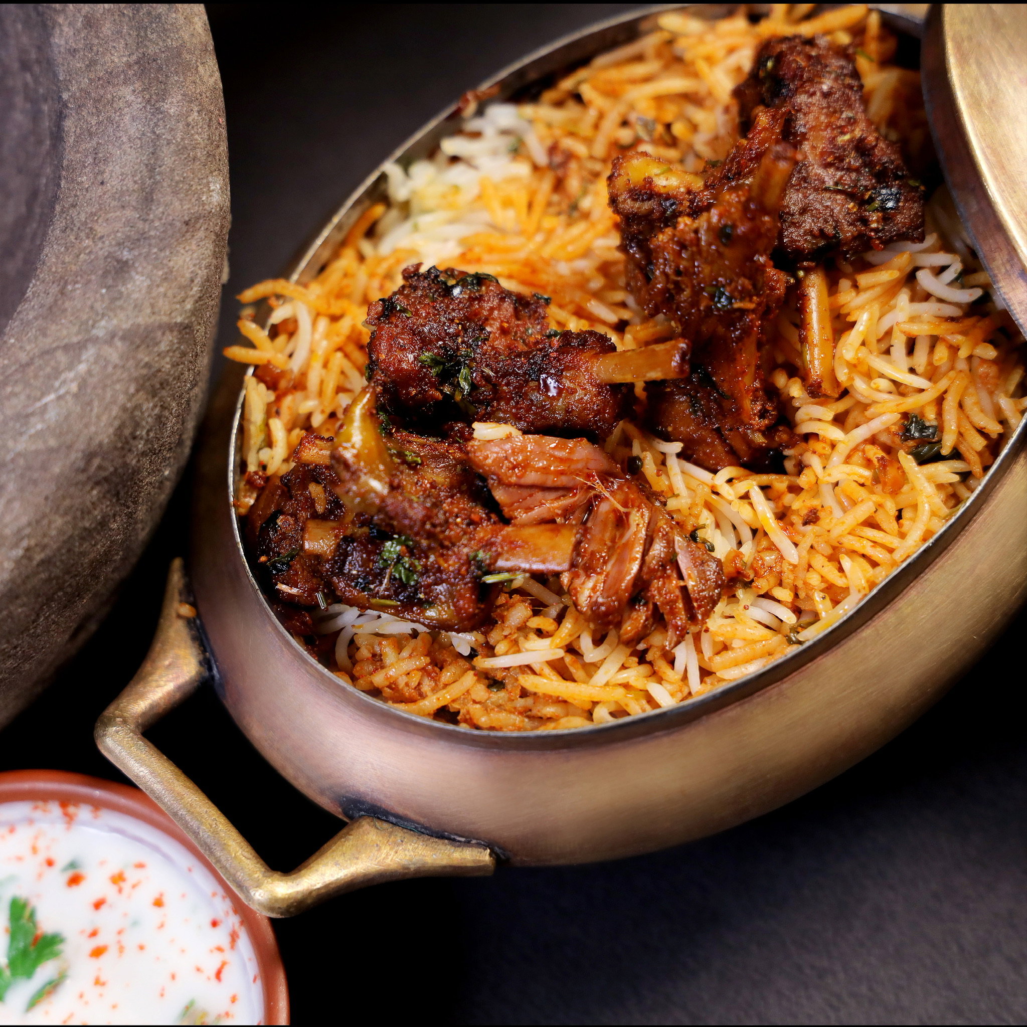 Mutton Dum Biryani Hyderabadi_0