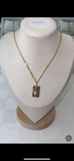 Étoile Necklace 