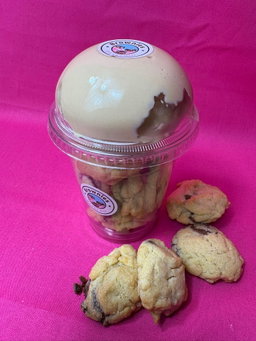 Cookie Sticks with Kinder Dip