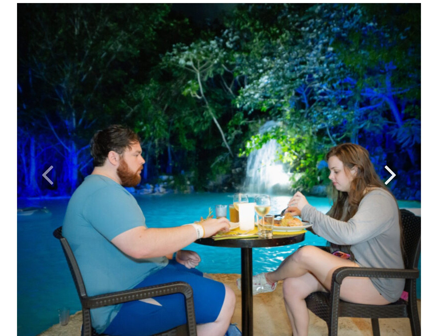 Polaris en la noche, Piscina con cascada + Parrillada Mar & Tierra_6