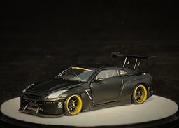 PGM MODEL 1/64 NISSAN SKYLINE GT-R (R35) ROCKET BUNNY
