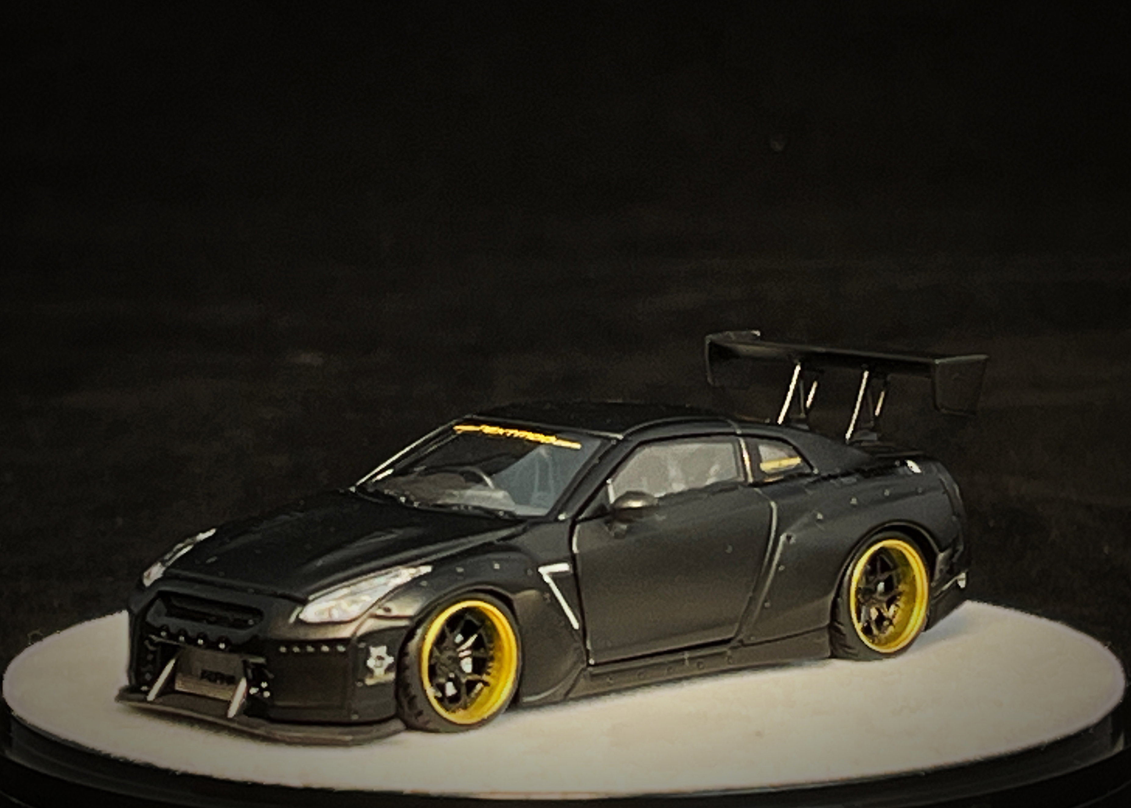 PGM MODEL 1/64 NISSAN SKYLINE GT-R (R35) ROCKET BUNNY_4