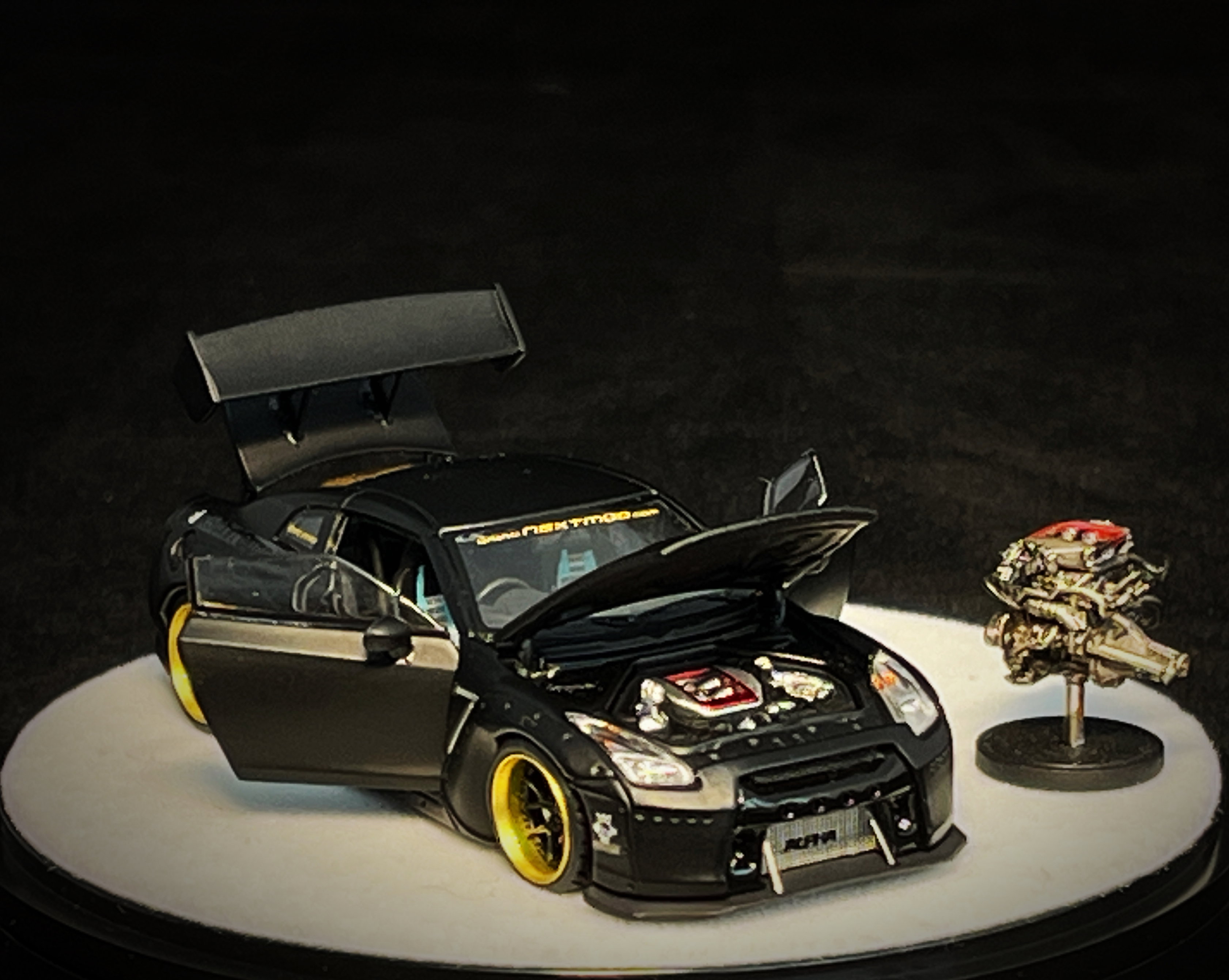 PGM MODEL 1/64 NISSAN SKYLINE GT-R (R35) ROCKET BUNNY_2