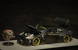 PGM MODEL 1/64 NISSAN SKYLINE GT-R (R35) ROCKET BUNNY