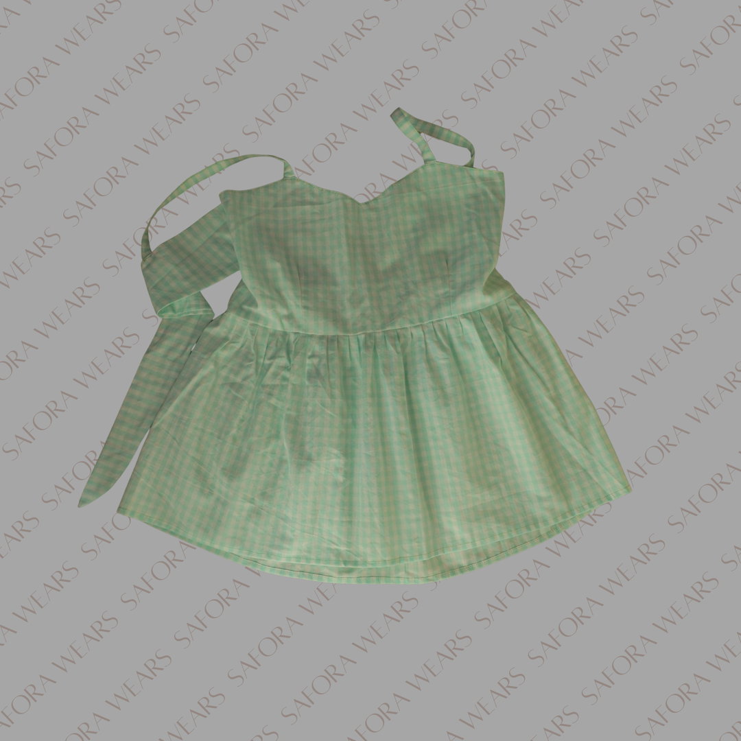 Sleeveless gingham peplum top
