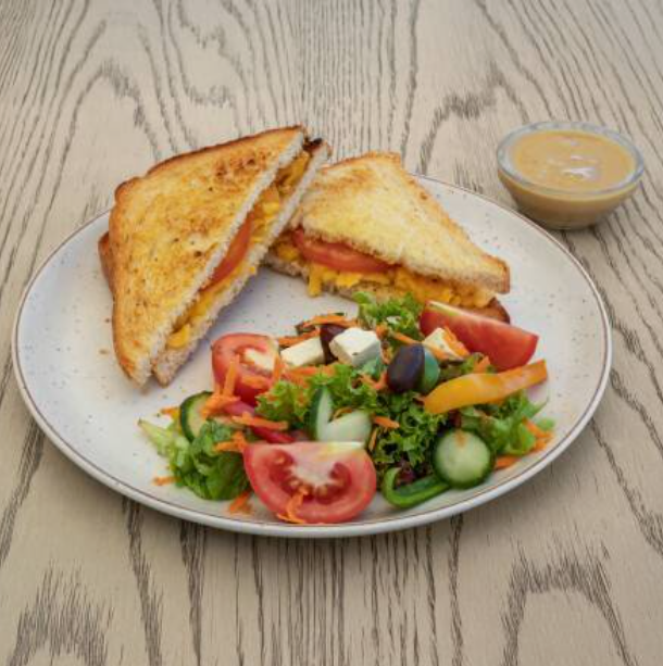 Cheese and Tomato Sandwich_0