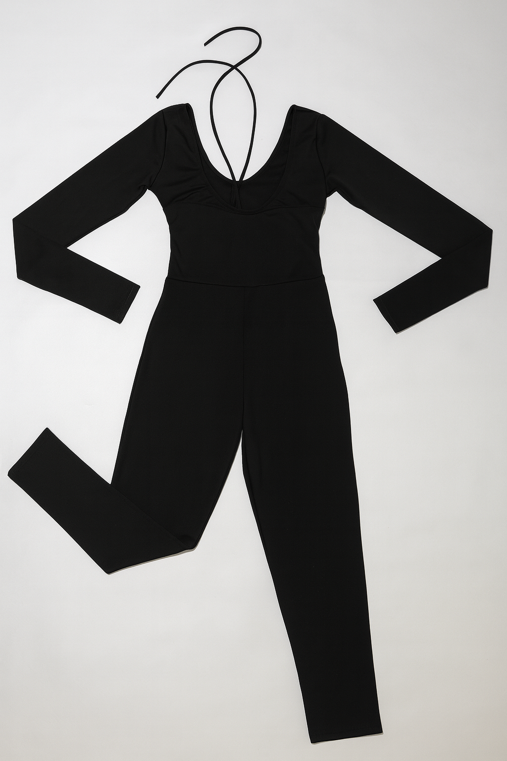 Enterizo negro de manga larga con escote en espalda - Size L