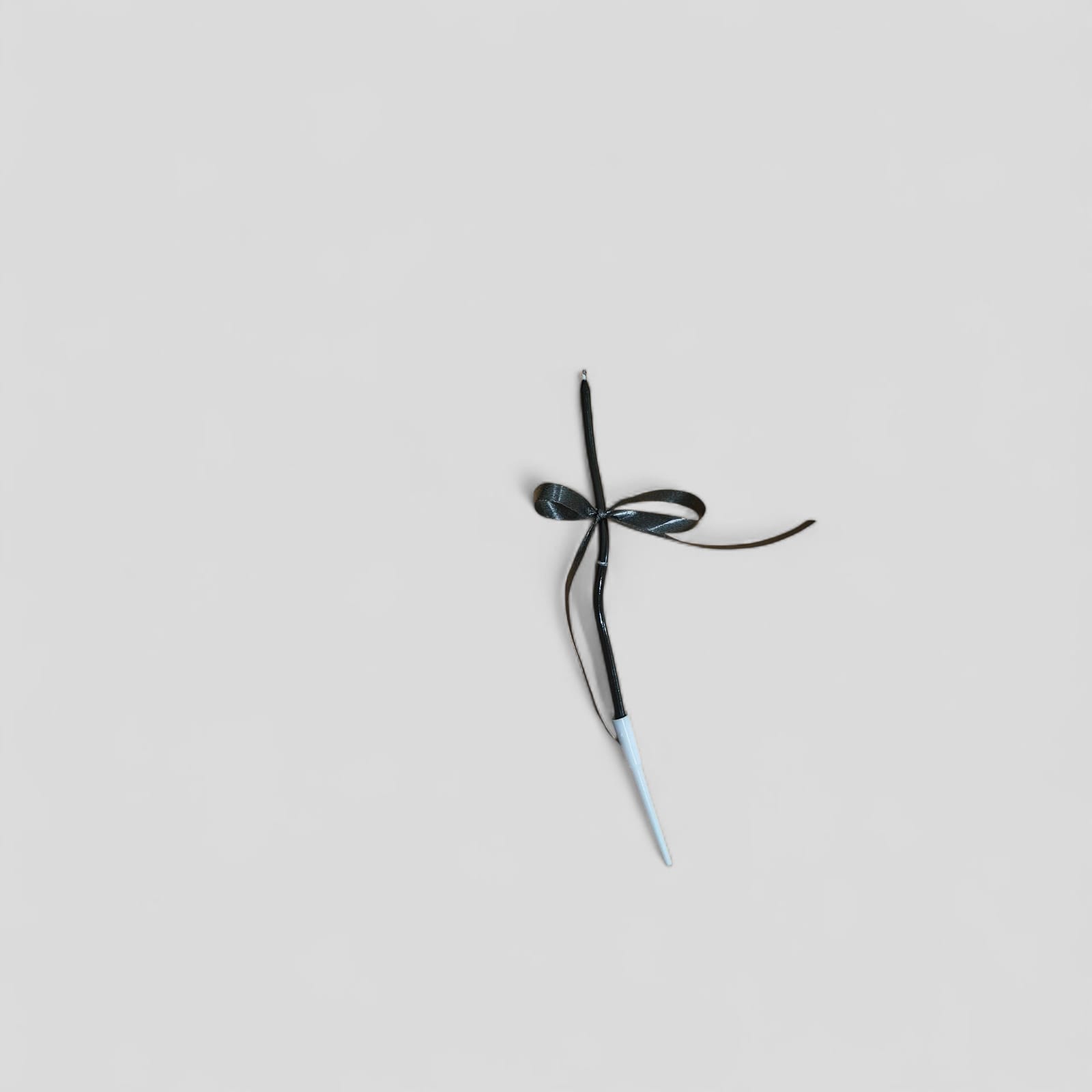 Black Ribbon Candle_0
