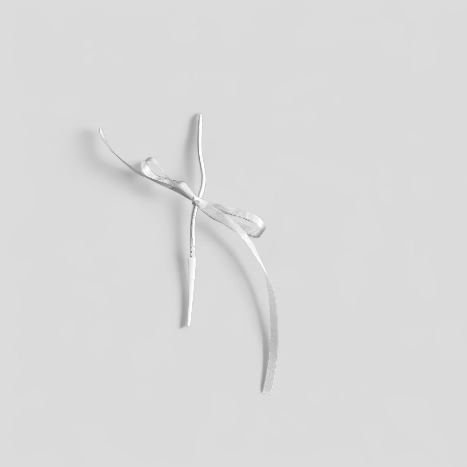Gray Ribbon Candle  _0