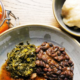 MADESU (vegan) - herzhafter Bohneneintopf an einer Tomatensauce 