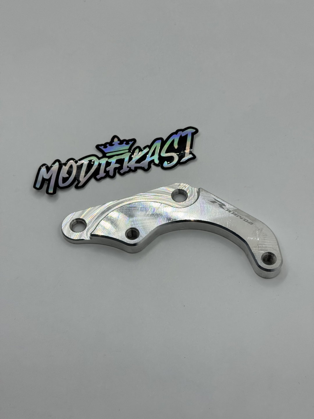P34 caliper brackets Front / Rear