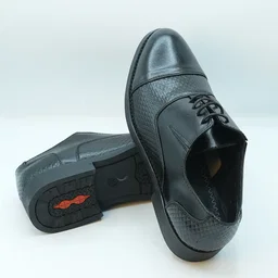Classic Black Lace-Up Shoes for Men GS51