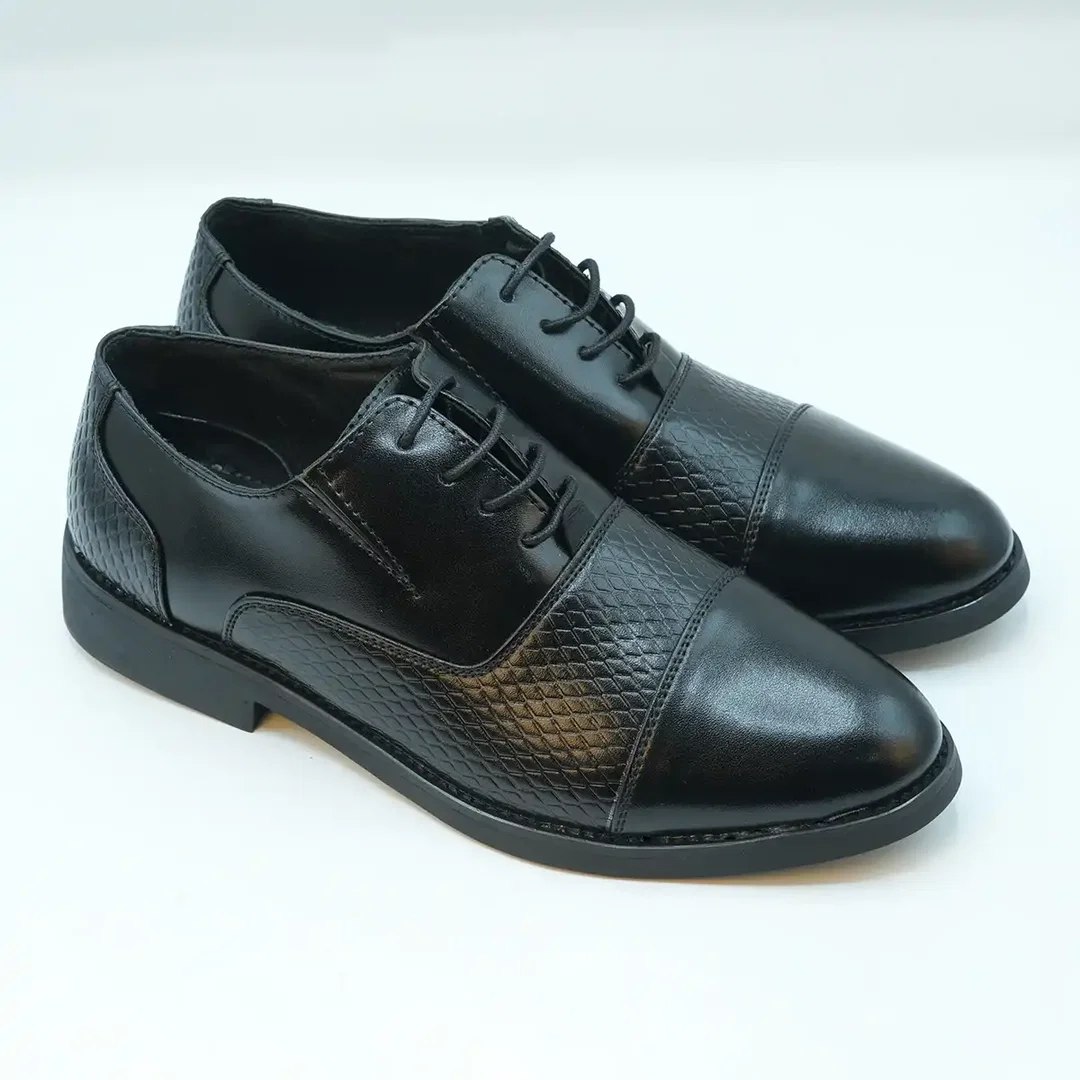 Classic Black Lace-Up Shoes for Men GS51