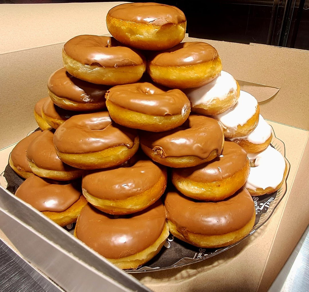Donut (MOQ 10)