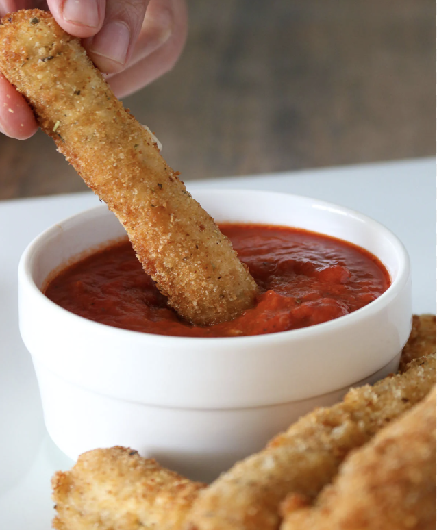🧀 Mozzarella Sticks