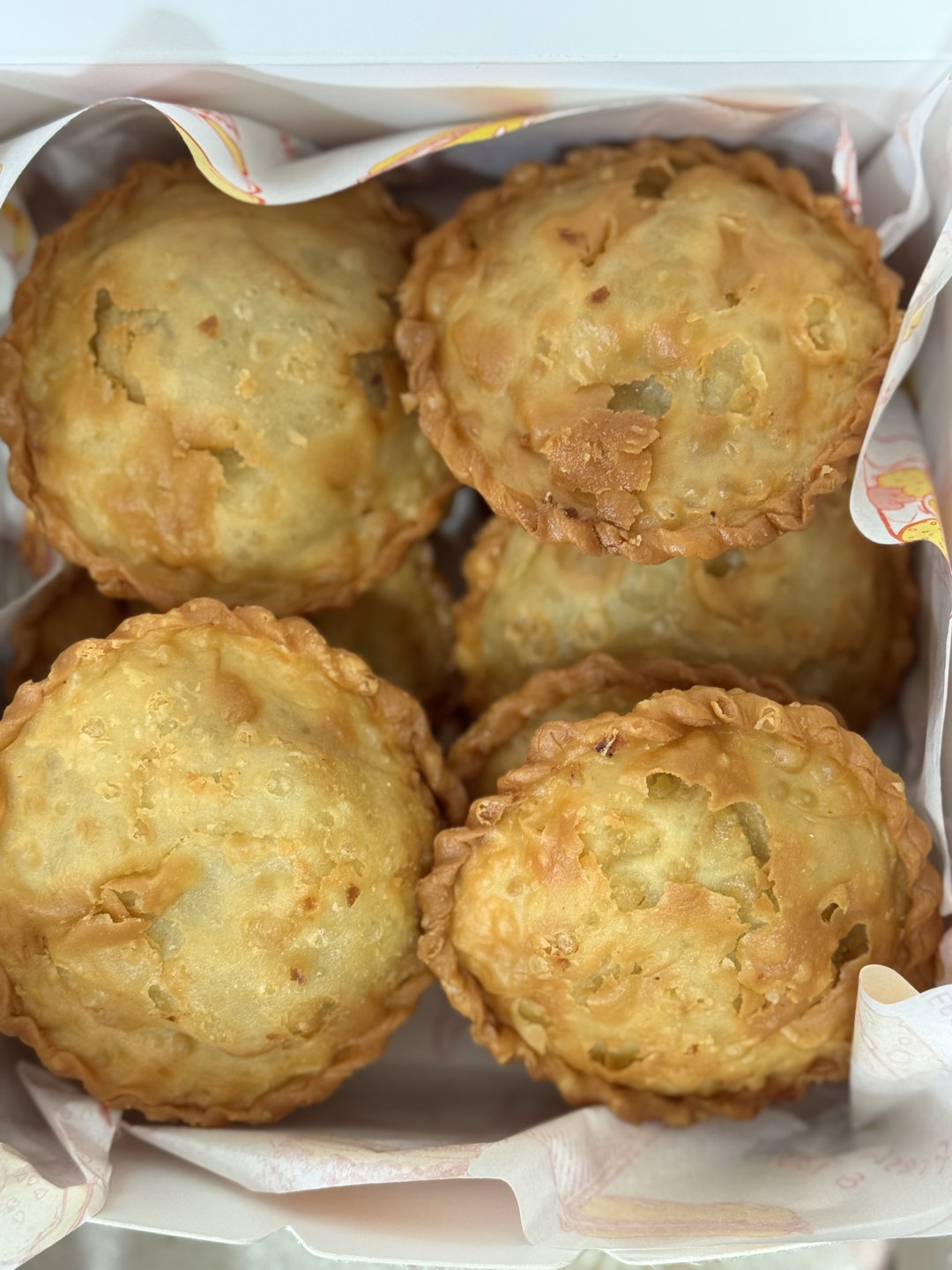 Roti Boyan / Potato Puffs (10 pieces)
