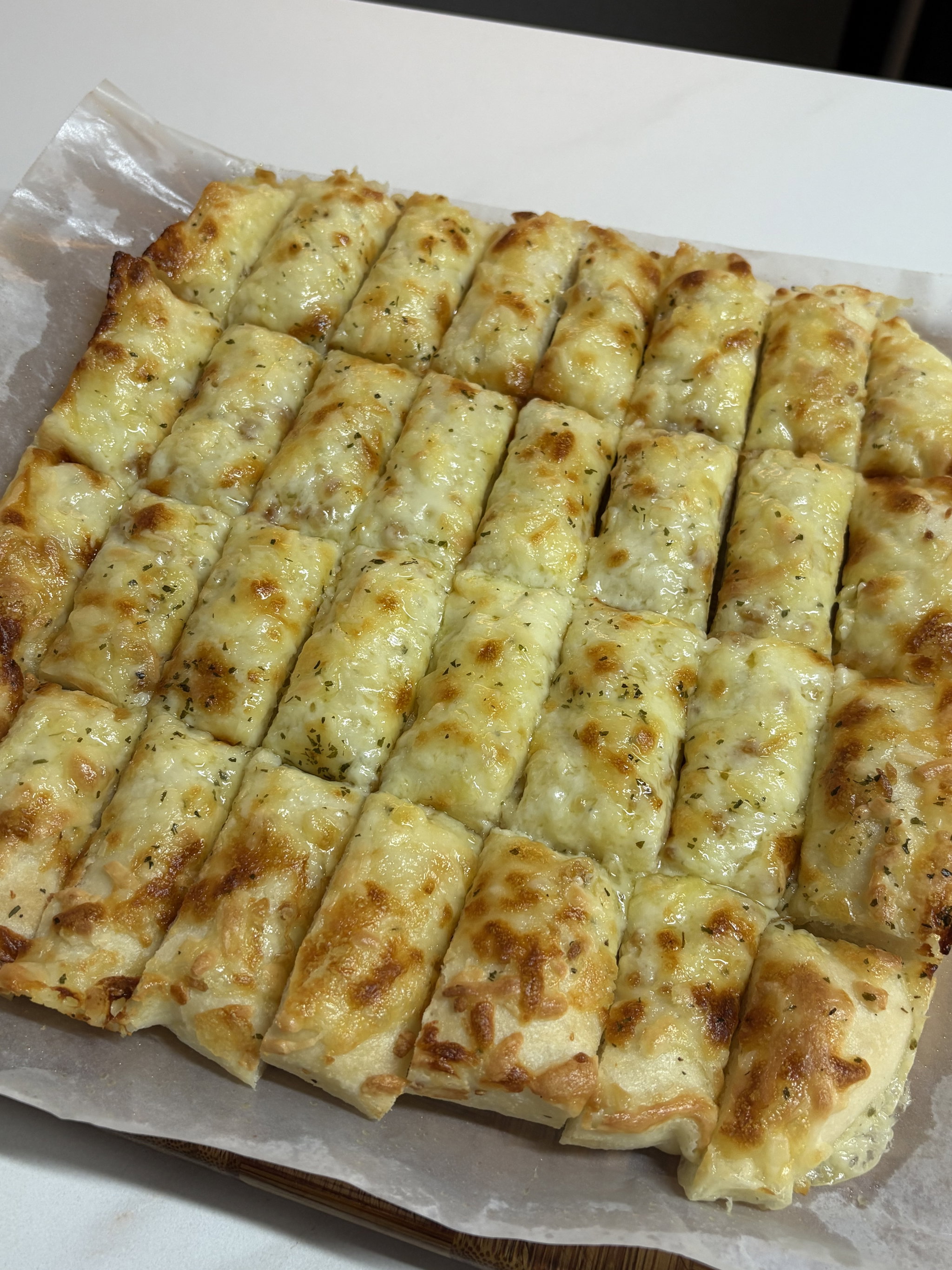 Saturday - Cheesy Garlic Sticks_1