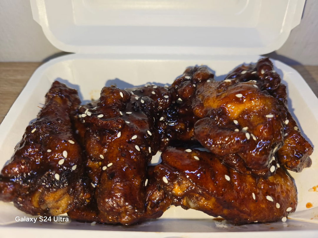 The B Hot Wings