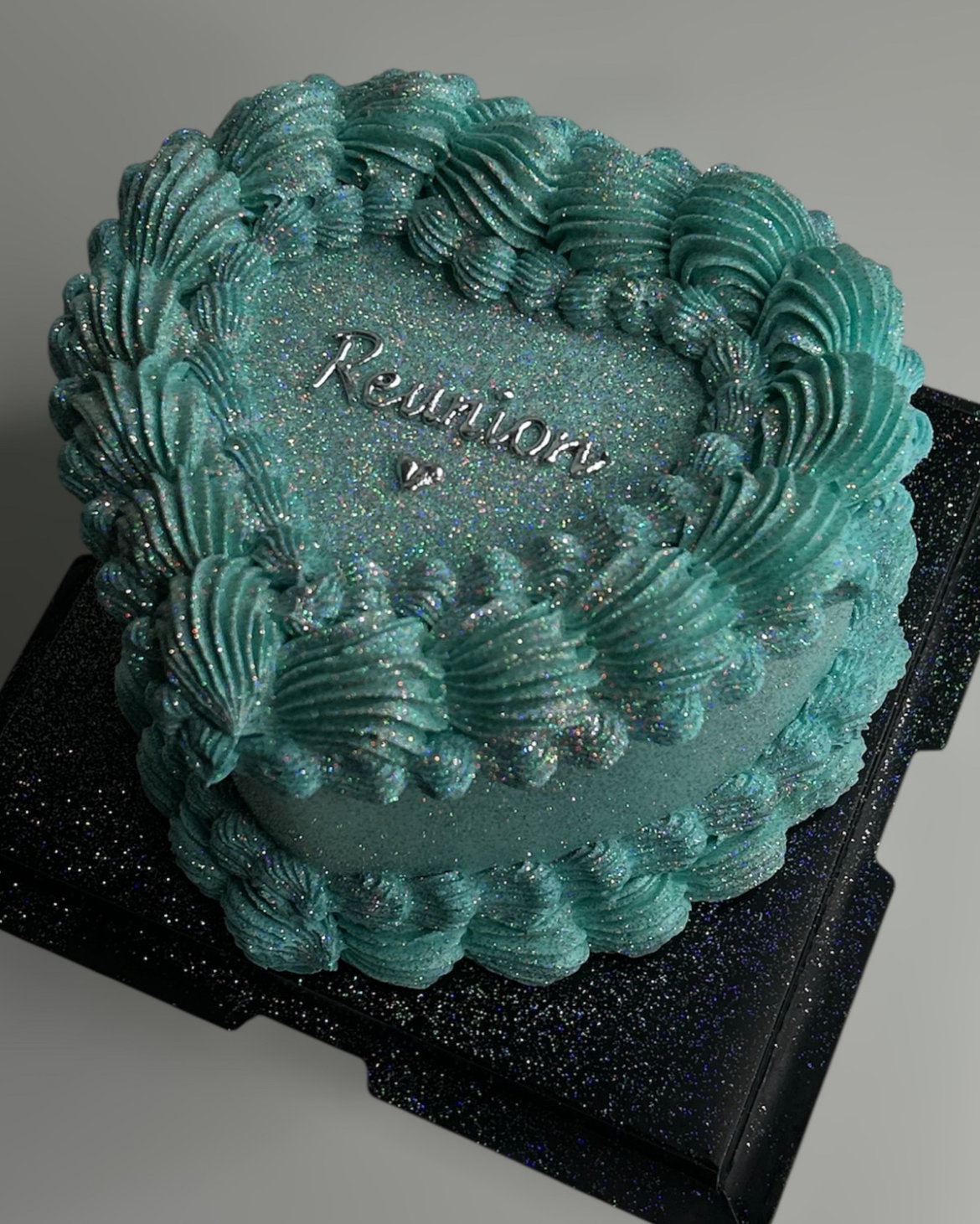 Teal Blue Glitter Cake_0