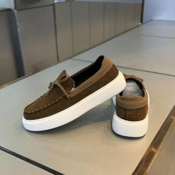Mocassins Daim Camel – Élégance Décontractée Marron