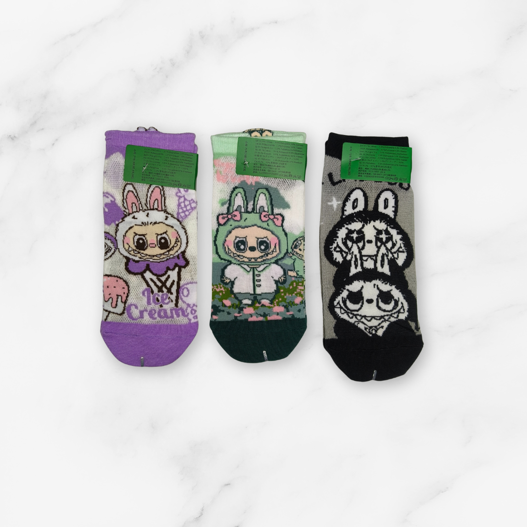 [10039] - 3 Pairs Women's High-Cotton Low-Cut Ankle Socks – Breathable, Stylish Graphic Motifs & Everyday Comfort_2