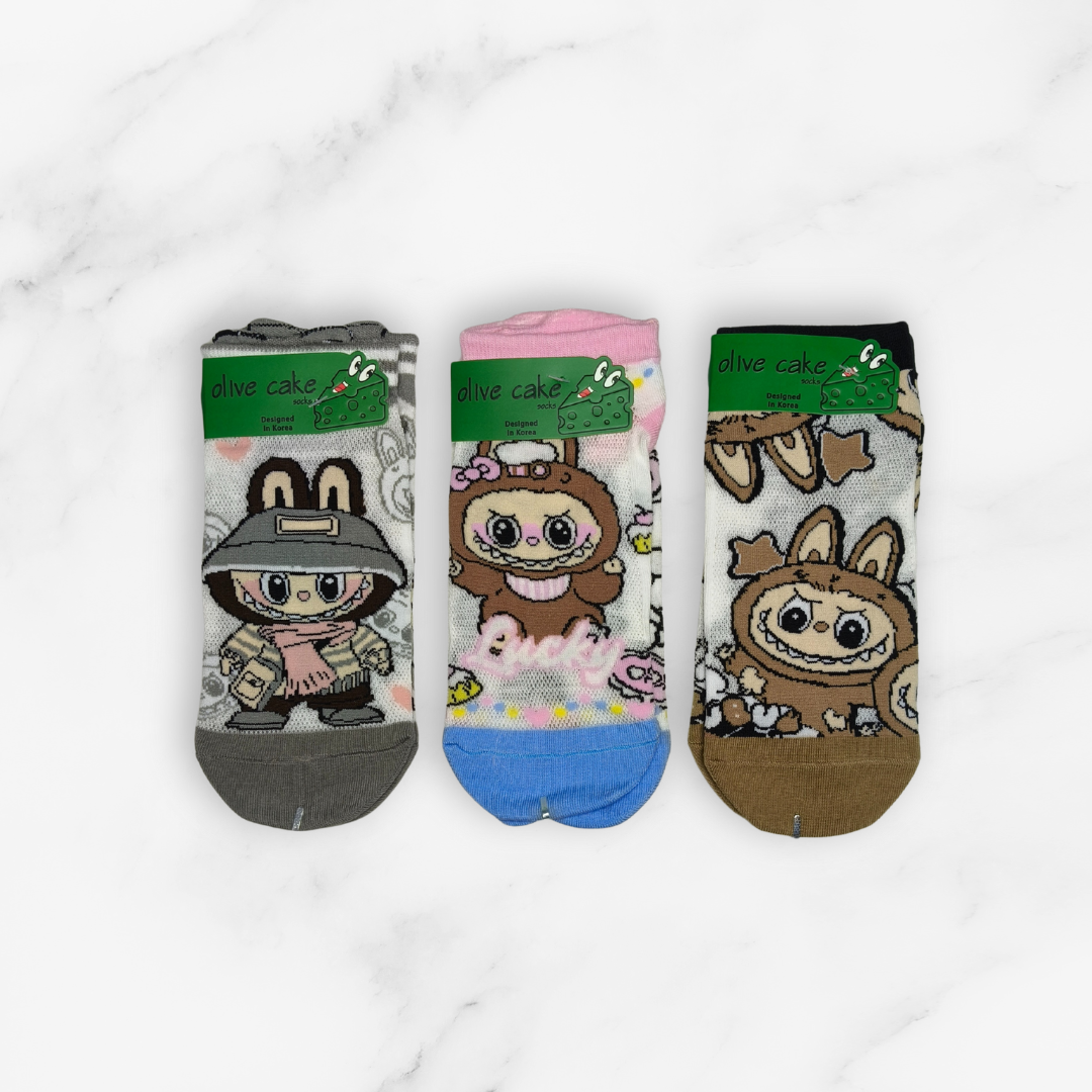 [10040] - 3 Pairs Women's High-Cotton Low-Cut Ankle Socks – Breathable, Assorted Graphic Motifs & Everyday Comfort_1