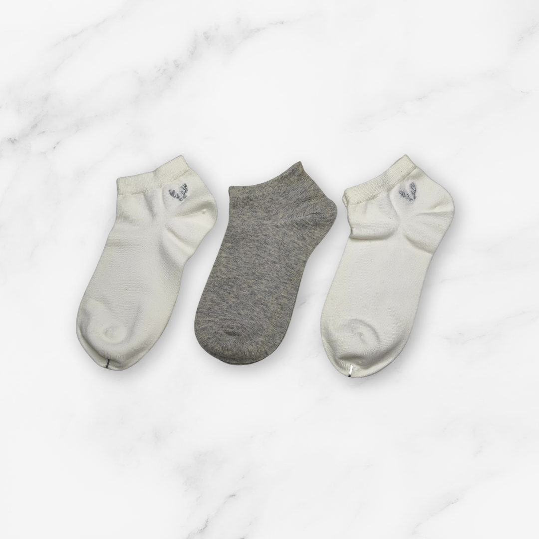 [10111] - 3 Pairs Women’s Cotton Blend Low-Cut Ankle Socks – Soft, Breathable & Everyday Comfort _7