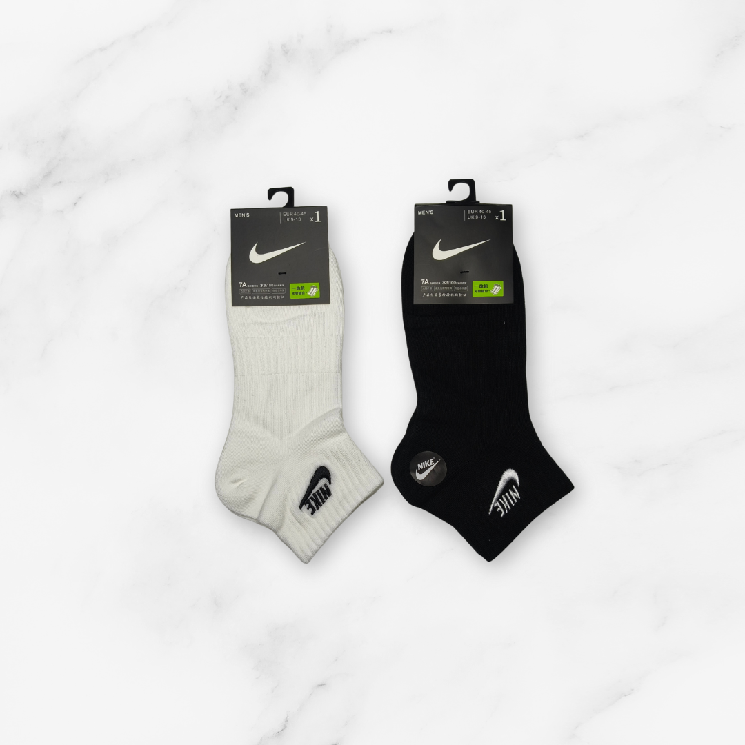 [10199] - 3 Pairs Men’s Cotton Crew Socks – Breathable, Sweat-Absorbing & Minimal _1