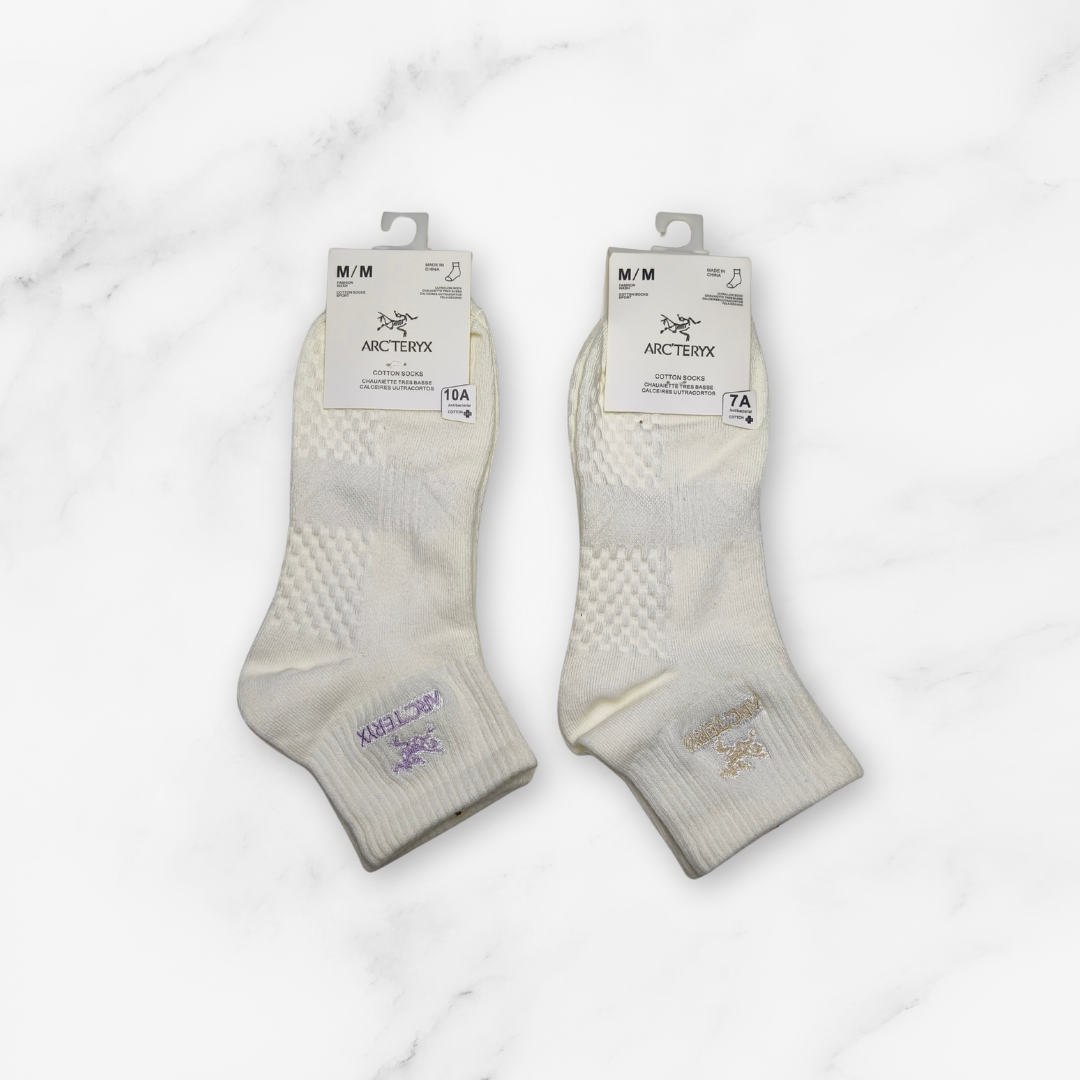 [10196] - 5 Pairs Women’s High-Cotton Crew Socks – Cushioned, Antibacterial & Sweat-Absorbing _3