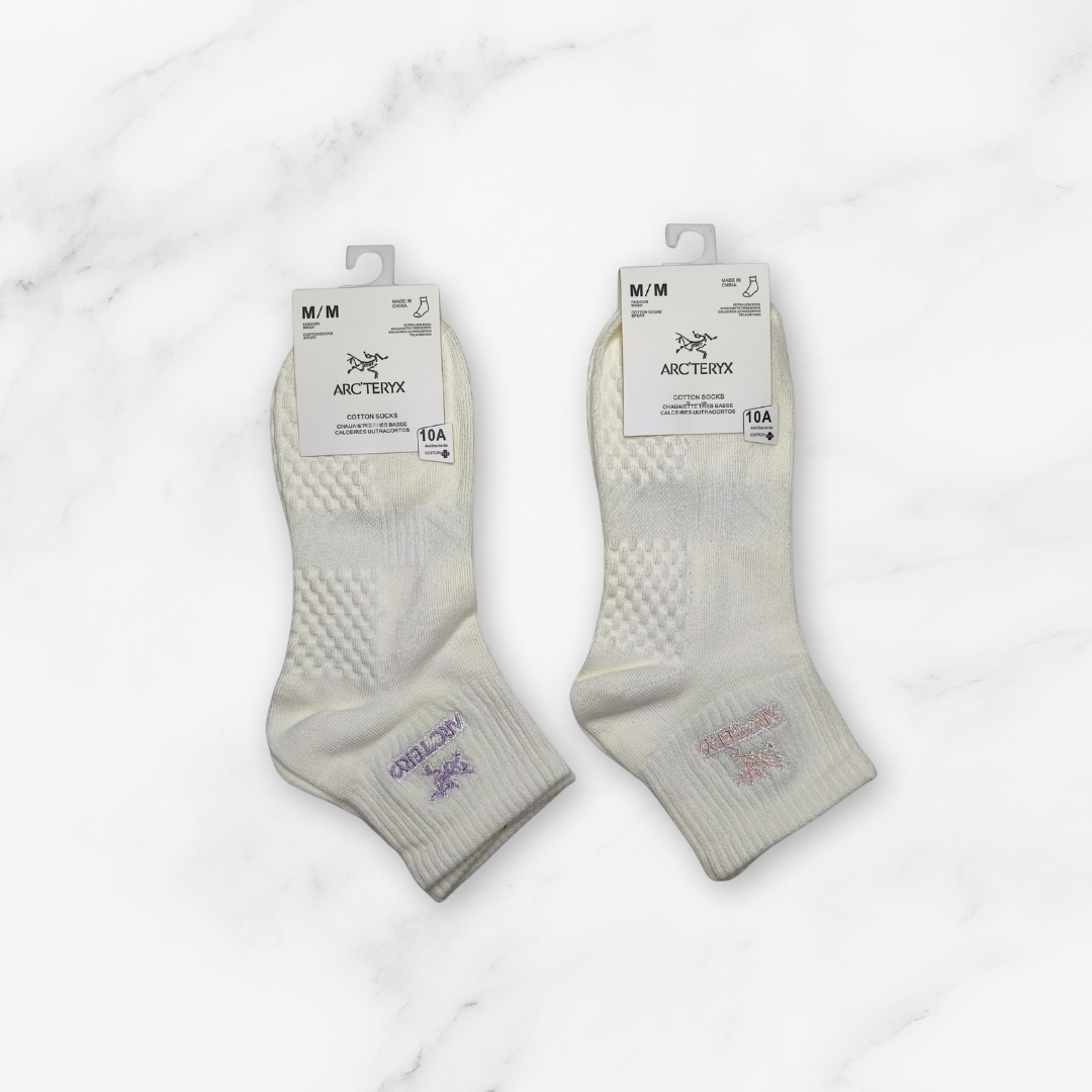 [10196] - 5 Pairs Women’s High-Cotton Crew Socks – Cushioned, Antibacterial & Sweat-Absorbing _4