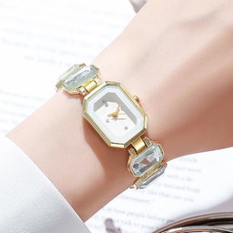 Montre Élégance Azura – Bracelet doré et cadran bleu royal