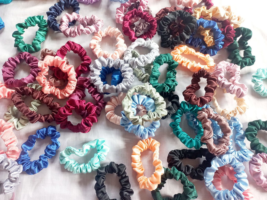Wholesale Satin and Cotton Scrunchies – Skinny Size